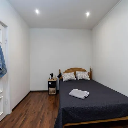 דירה Bright & Cozy Retreat